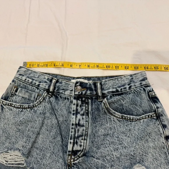Bluivy Distressed Denim Shorts Size M Acid Wash Frayed Hem Festival Country - Picture 7 of 7